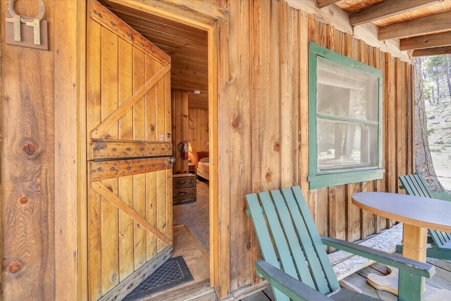 More Photos Of 1 State Hwy 108, Pinecrest Hotel For Sale