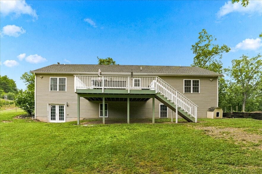 More Photos Of 1309 Redland Rd, Cross Junction Winery Vineyard For Sale