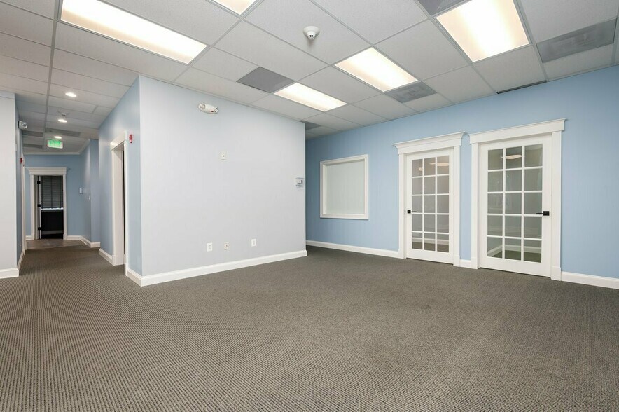 More Photos Of 3179 Braverton St, Edgewater Medical For Lease