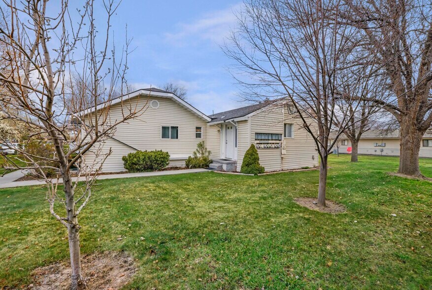 More Photos Of 442 Locust St, Twin Falls Apartments For Sale