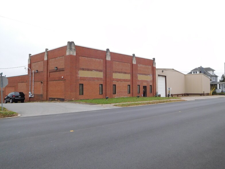 More Photos Of 1200 Morgantown Ave, Fairmont Warehouse For Sale