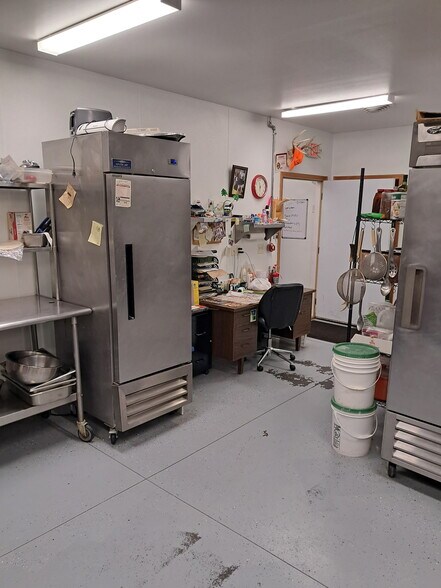 More Photos Of 7709 Main st, Siren Restaurant For Sale