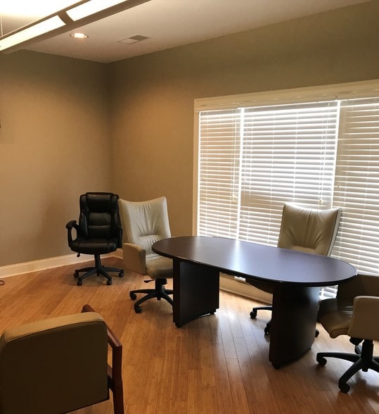 More Photos Of 9030 S Corporate Edge Dr, Germantown Office For Sale