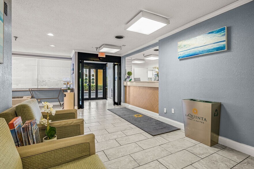 More Photos Of 602 S Falkenburg Rd, Tampa Hotel For Sale