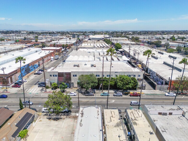 Primary Photo Of 6200 Avalon Blvd, Los Angeles Manufacturing For Sale