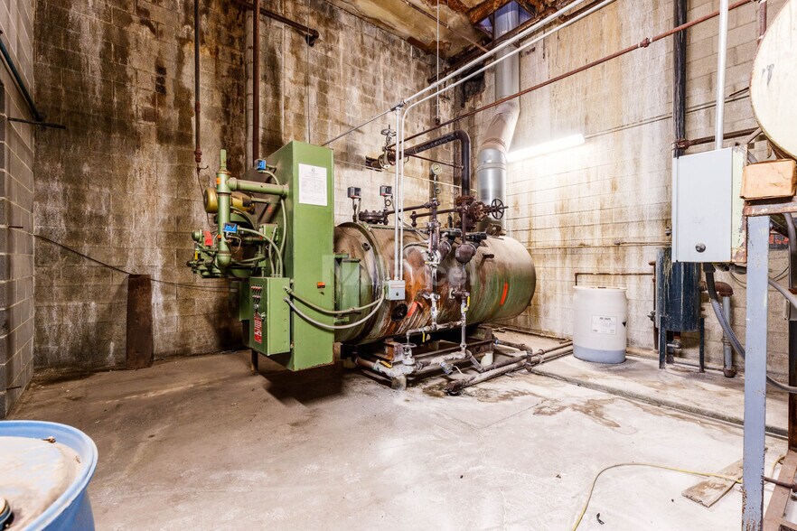More Photos Of 550 S 1100 W, Fillmore Warehouse For Sale