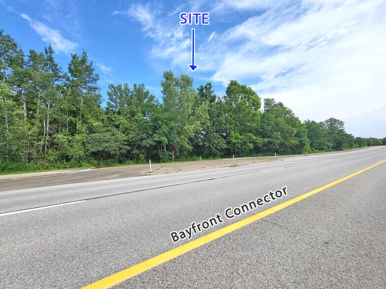 More Photos Of Bayfront Connector At McClelland Avenue, Erie Land For Sale