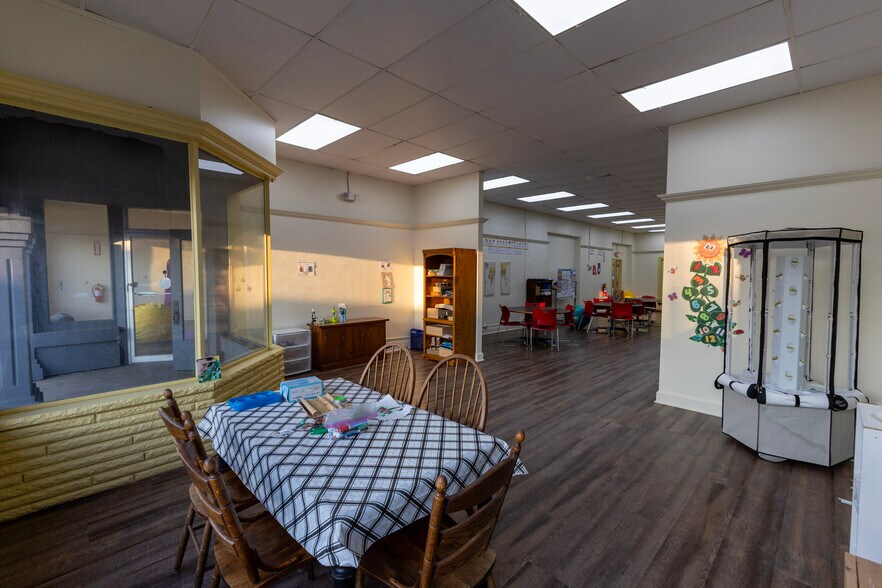 More Photos Of 118-120 N Main St, Hebron General Retail For Sale