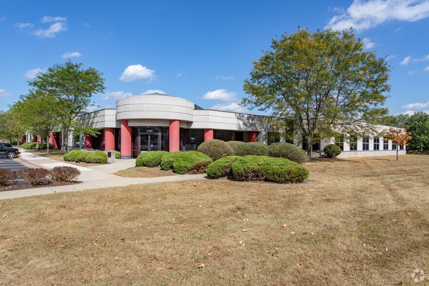 More Photos Of 6485-6515 Centerville Business Pky, Centerville Light Distribution For Sale