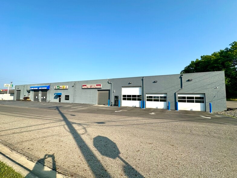 More Photos Of 2821 Garland St, Niles Auto Repair For Sale