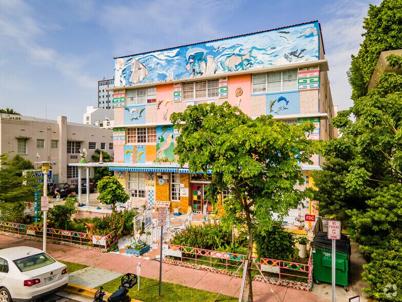 More Photos Of 1680 James Ave, Miami Beach Hotel For Sale