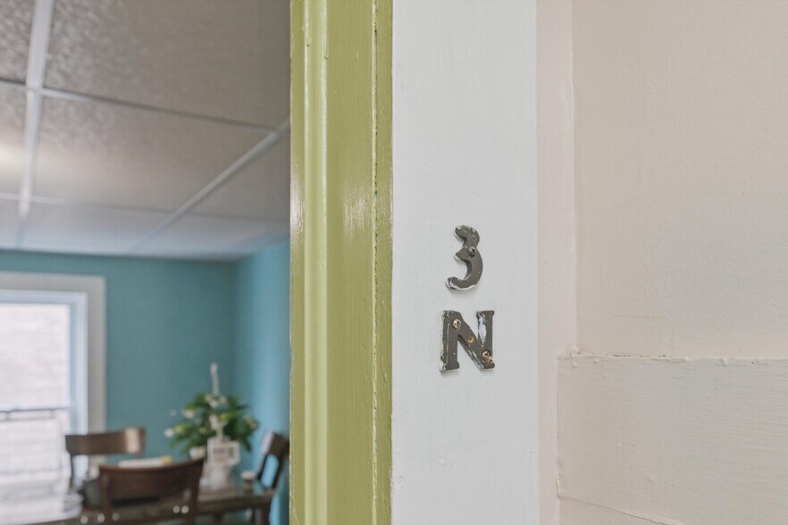 More Photos Of 198 N Main St, Salem Storefront Retail Residential For Sale
