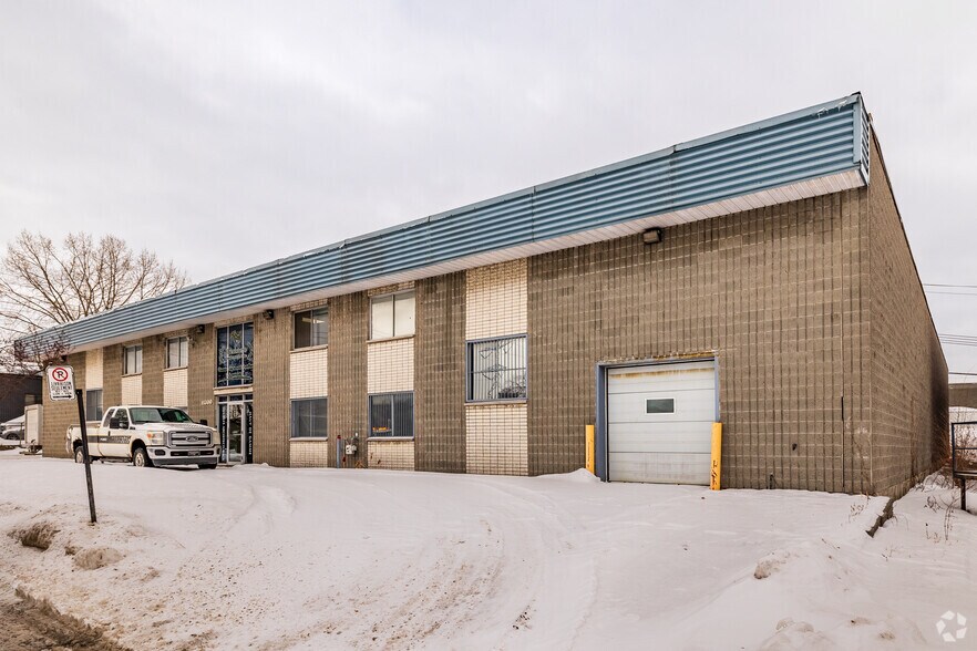 Primary Photo Of 11300 Av 26e, Montréal Light Manufacturing For Sale