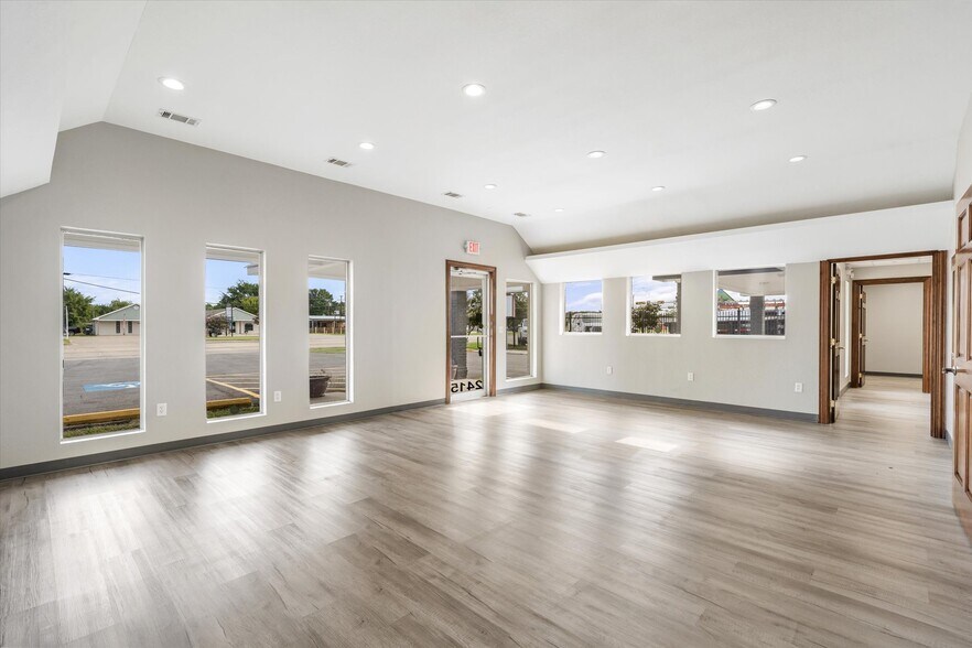 More Photos Of 2415 W Main St, Gun Barrel City Medical For Lease