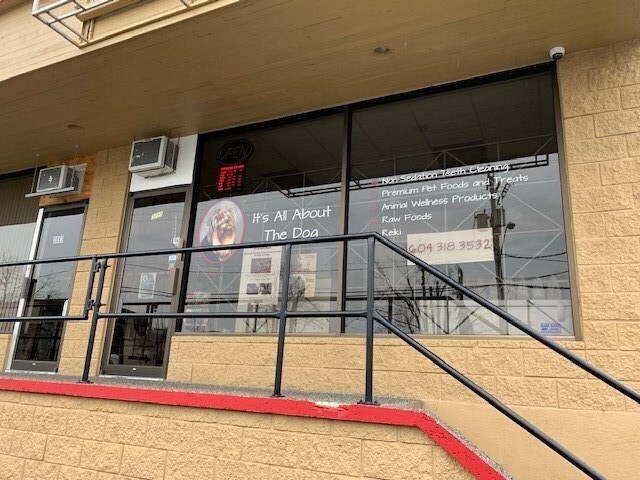 More Photos Of 27133 Fraser Hwy, Langley Twp Storefront Retail Office For Lease
