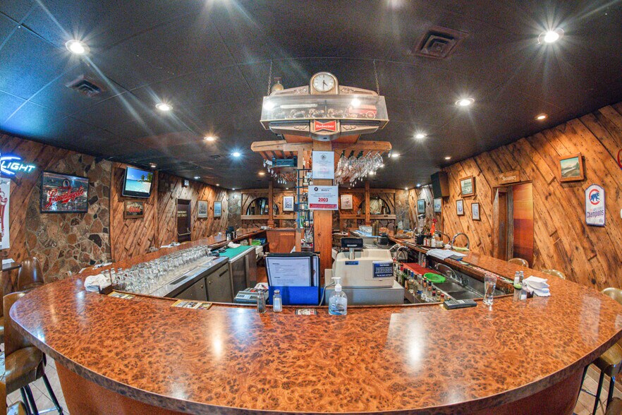 More Photos Of 10 E Hitt St, Mount Morris Restaurant For Sale