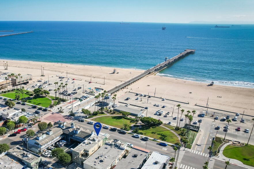 Primary Photo Of 827-829 Ocean Ave, Seal Beach Loft Creative Space For Sale