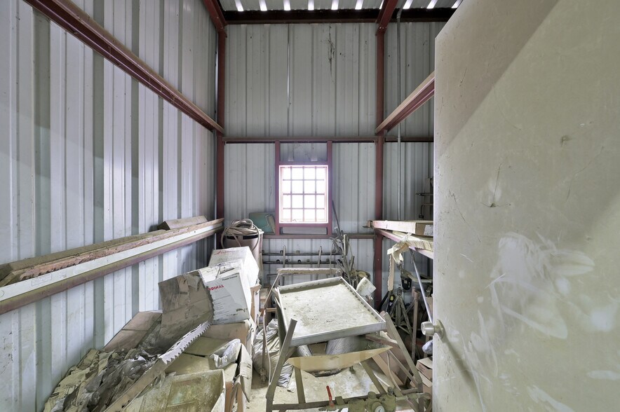 More Photos Of 480 Bowling rd, Pointblank Manufacturing For Sale