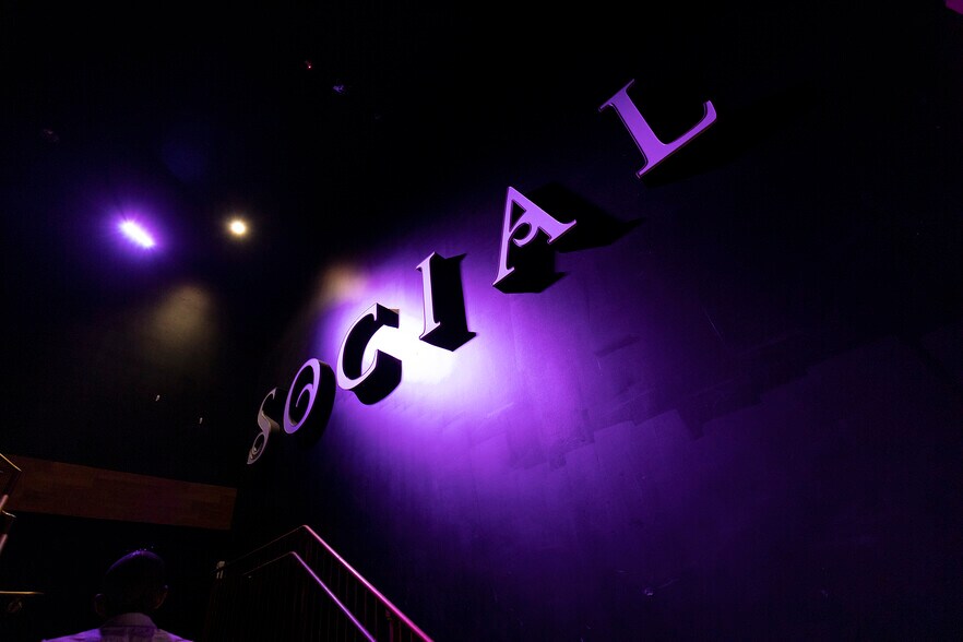 More Photos Of 1000 K St, Sacramento Restaurant For Lease