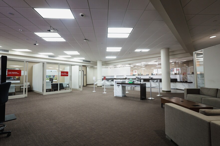 More Photos Of 4000 Garth Rd, Baytown Medical For Sale