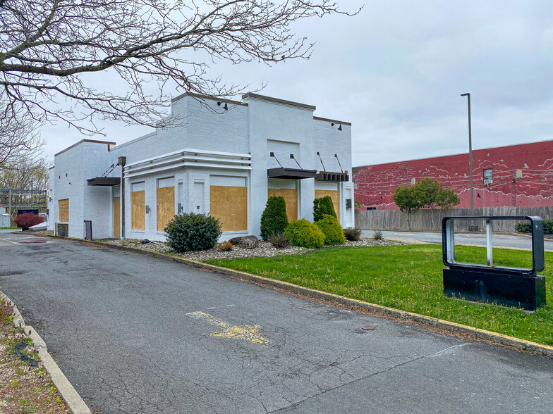 Primary Photo Of 274 Delaware Ave, Albany Fast Food For Lease