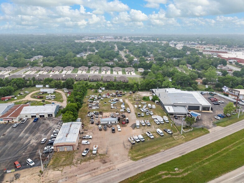 More Photos Of 3317 I 35 N Frontage rd, Waco Land For Sale