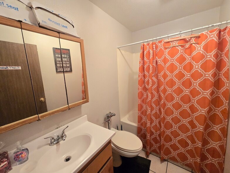 More Photos Of 6165 Linden Ave, Long Beach Assisted Living For Sale