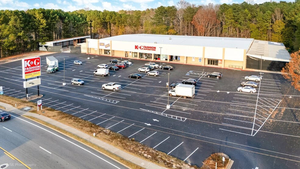 More Photos Of 1555 E Park Place Blvd, Stone Mountain Unknown For Lease