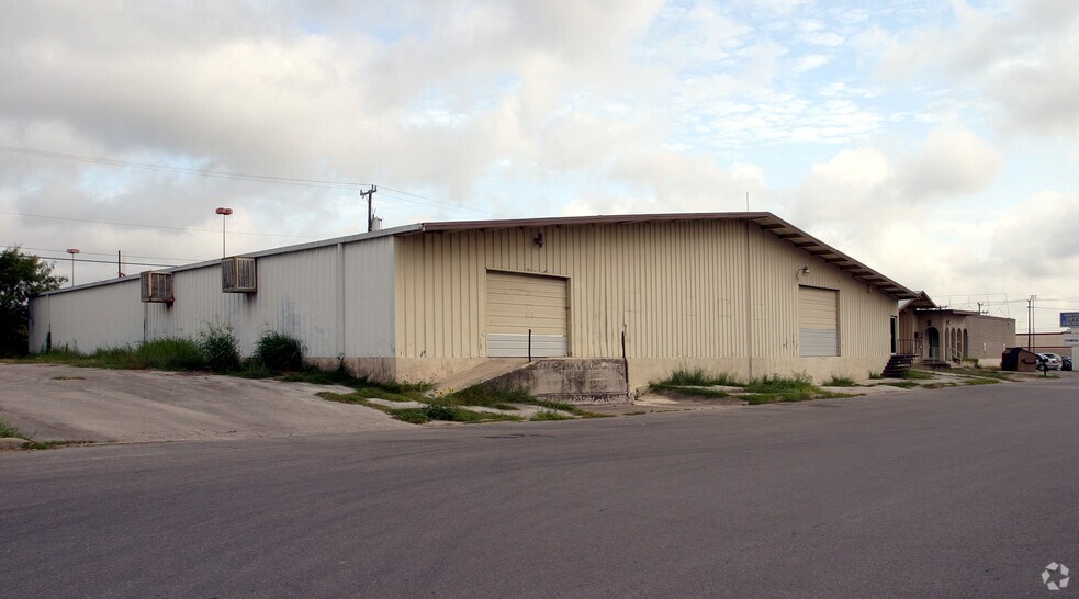 More Photos Of 4907 NW Industrial Dr, San Antonio Warehouse For Sale