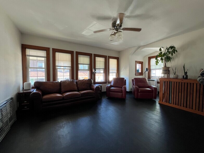 More Photos Of 406 2nd St, New Glarus Bar For Sale