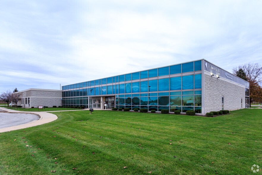 More Photos Of 7311 Quality Cir, Anderson Office For Sale