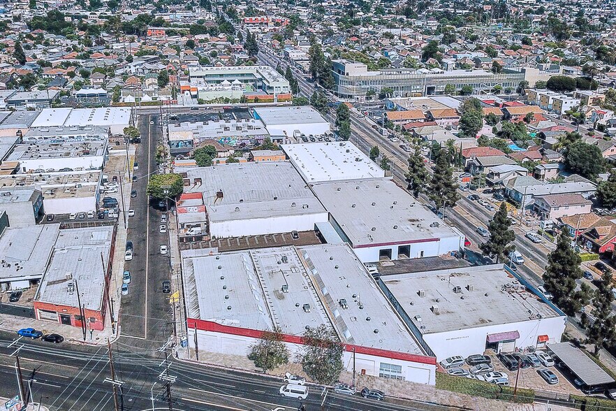 More Photos Of 3900-3912 S Broadway Pl, Los Angeles Manufacturing For Sale