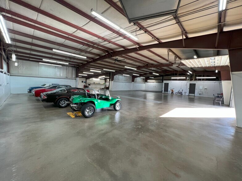 More Photos Of 2994 S County Road 25A, Troy Auto Dealership For Sale