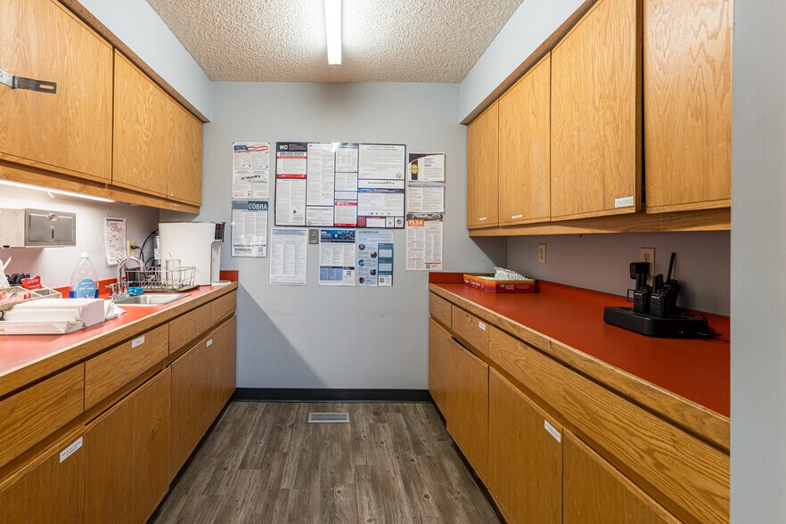 More Photos Of 90 Asheland Ave, Asheville Medical For Sale