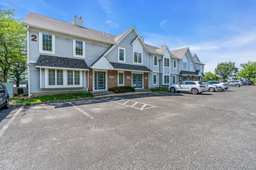 More Photos Of 1 Bethany Rd, Hazlet Office For Lease