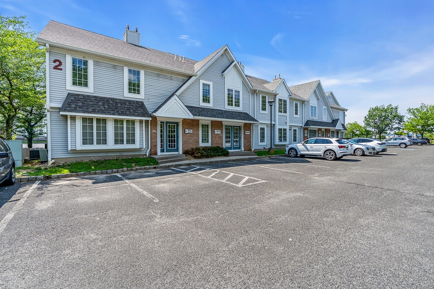 More Photos Of 1 Bethany Rd, Hazlet Office For Lease