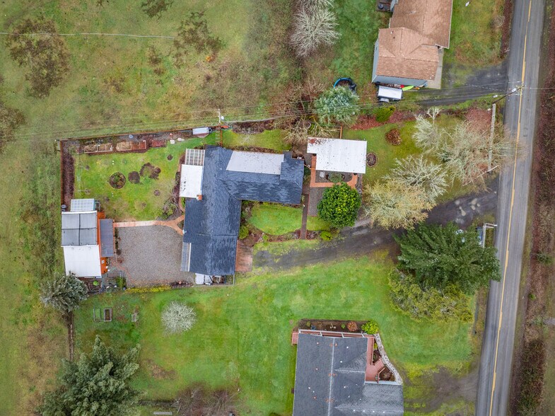 More Photos Of 909 Curry Rd, Roseburg Specialty For Sale