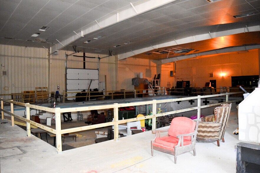 More Photos Of 3101 35th St, Lubbock Health Club For Sale