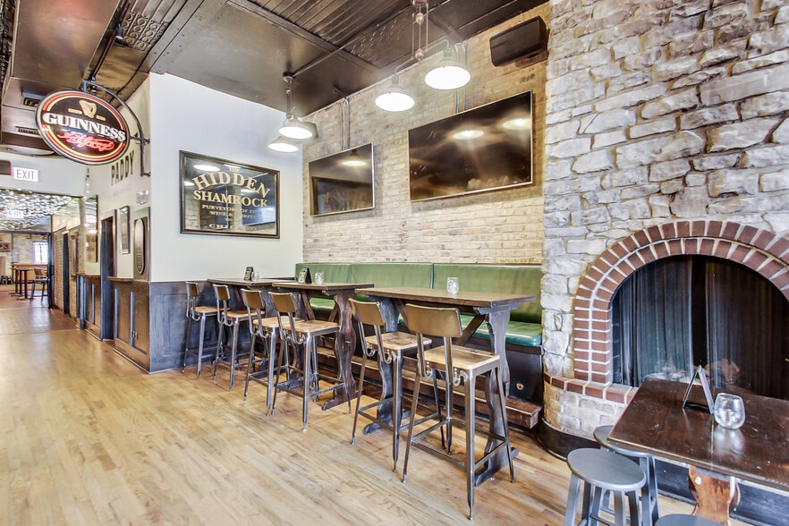 More Photos Of 2723 N Halsted St, Chicago Bar For Sale