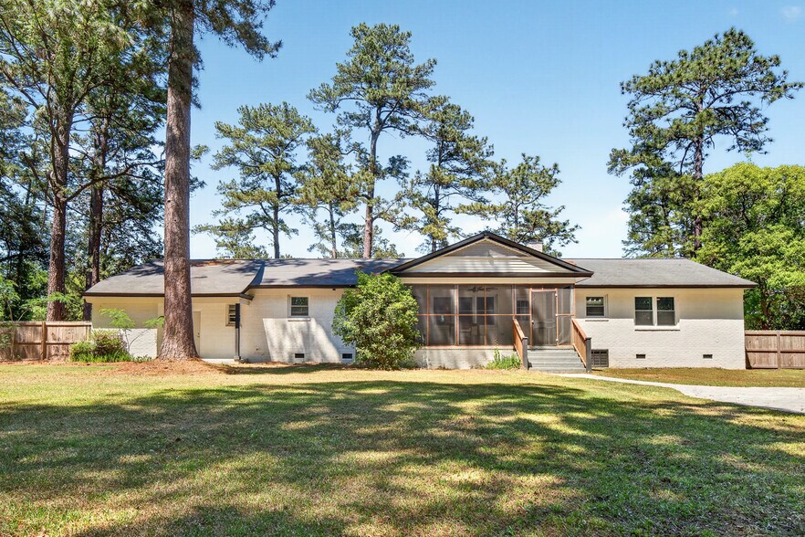 More Photos Of 1120 Central Ave, Summerville Office For Sale