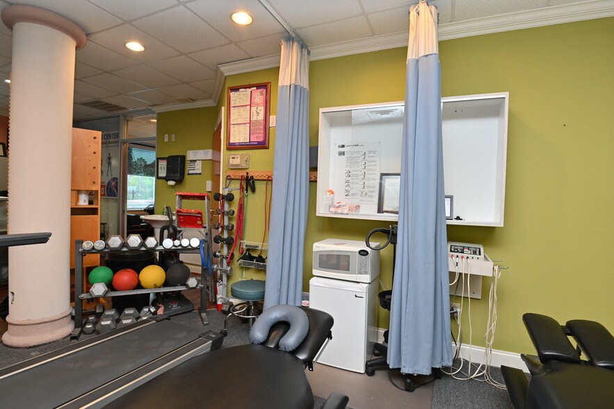 More Photos Of 2715 Fannin St, Houston Medical For Sale