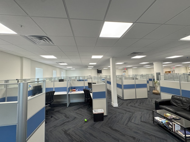 More Photos Of 52-54 Broadway, Greenlawn Storefront Retail Office For Lease