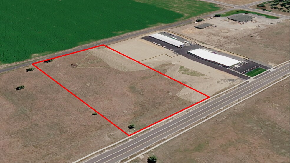 More Photos Of 200 N Cedar Rd, Deer Park Land For Sale