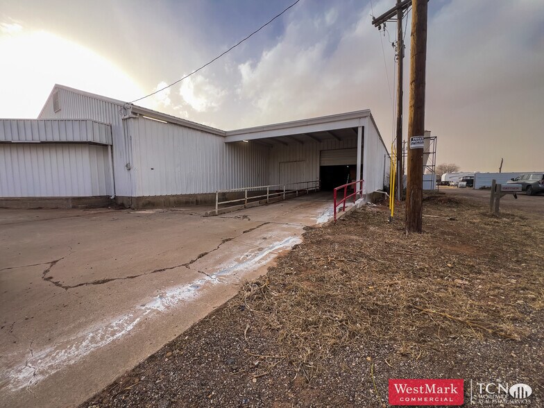 More Photos Of 12208 C R 3100, Slaton Industrial For Lease