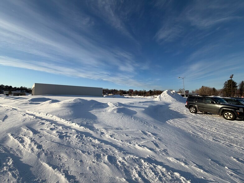 More Photos Of 2025 US-Hwy 41 W, Marquette Land For Sale