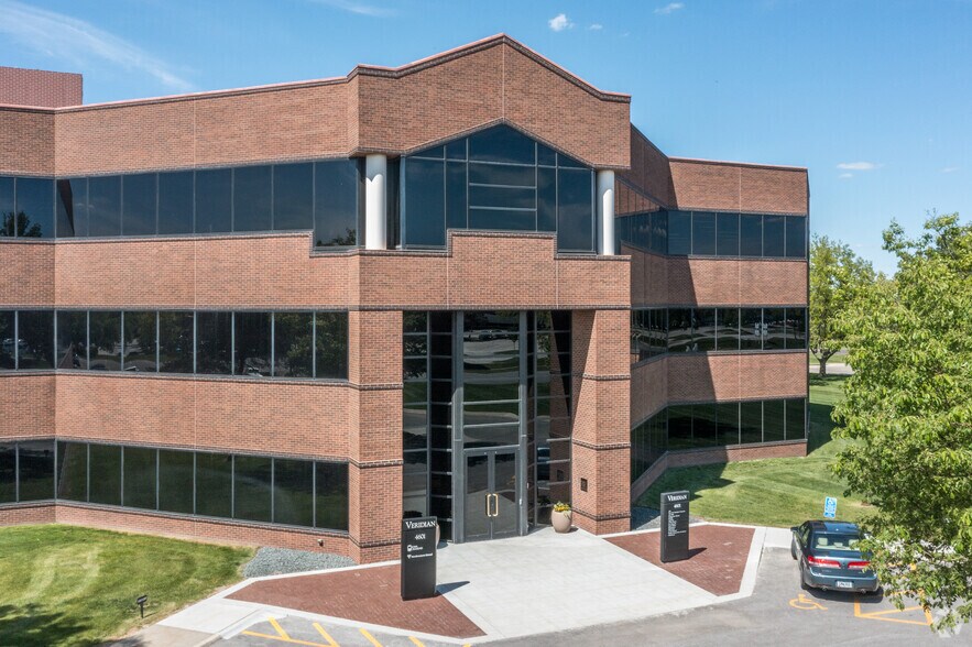 More Photos Of 4601 Westown Pky, West Des Moines Office For Lease