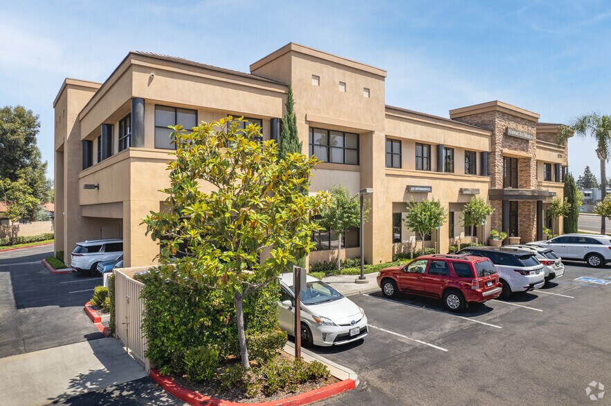 More Photos Of 12791 Newport Ave, Tustin Medical For Lease