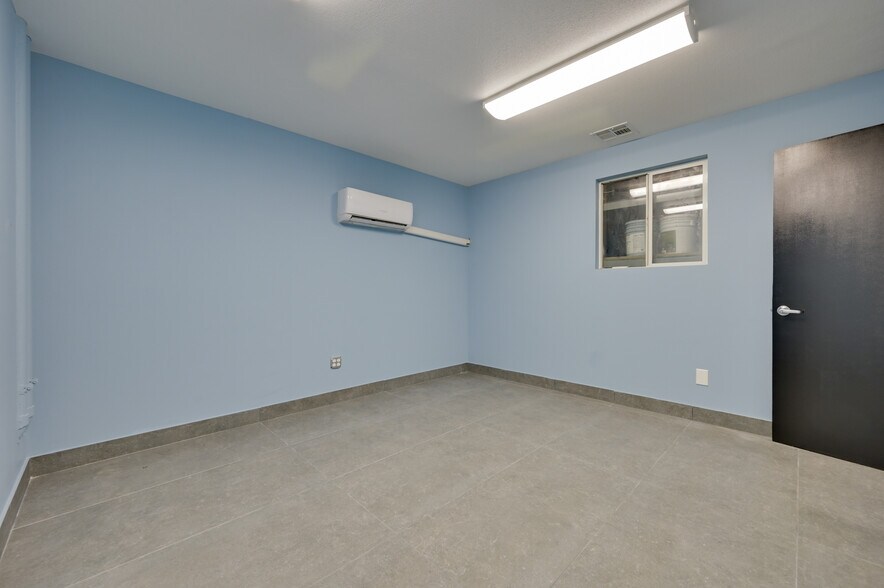 More Photos Of 5190 Arville St, Las Vegas Manufacturing For Sale