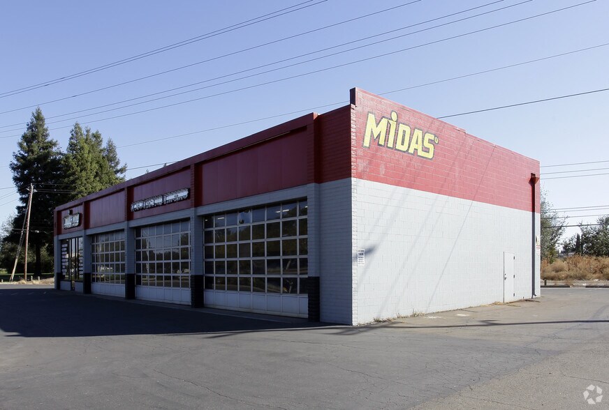 More Photos Of 2259 Sunrise Blvd, Rancho Cordova Auto Repair For Lease