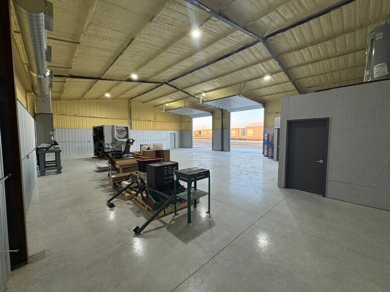 More Photos Of 4362 29 Hwy, Bertram Industrial For Lease